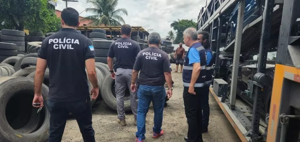 No Espírito Santo operação conjunta interdita empresas de reforma de pneus irregulares